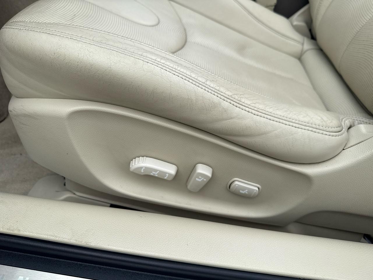 Infiniti G37 Convertible 2dr Base 2009