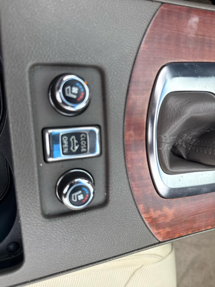 Infiniti G37 Convertible 2dr Base 2009