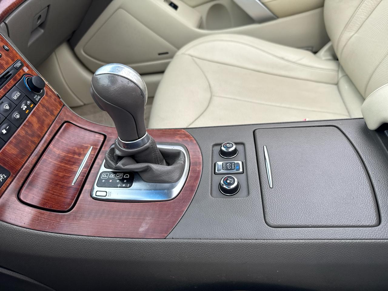 Infiniti G37 Convertible 2dr Base 2009