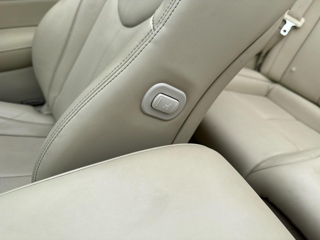 Infiniti G37 Convertible 2dr Base 2009