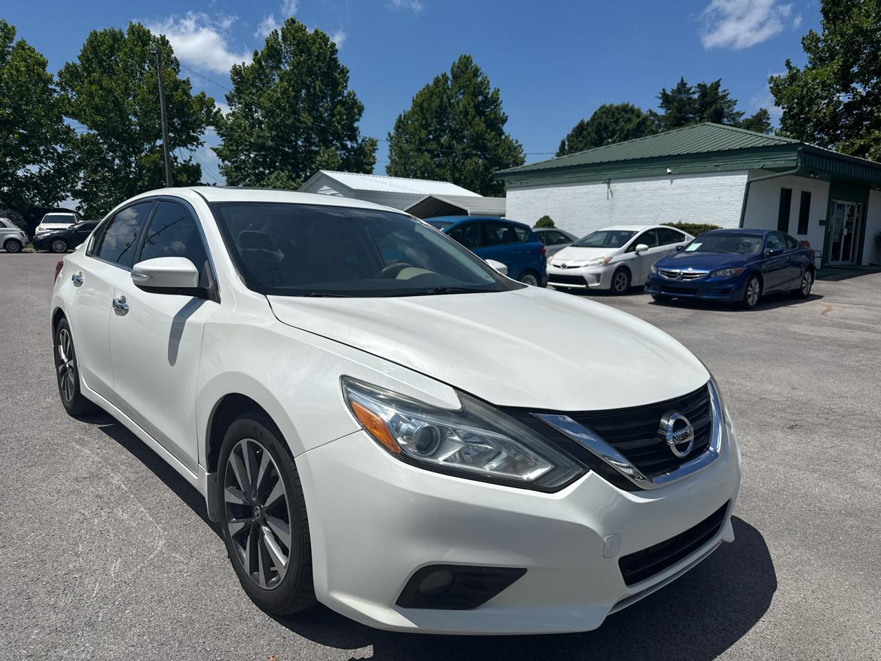 Nissan Altima 4dr Sdn I4 2.5 SL 2016