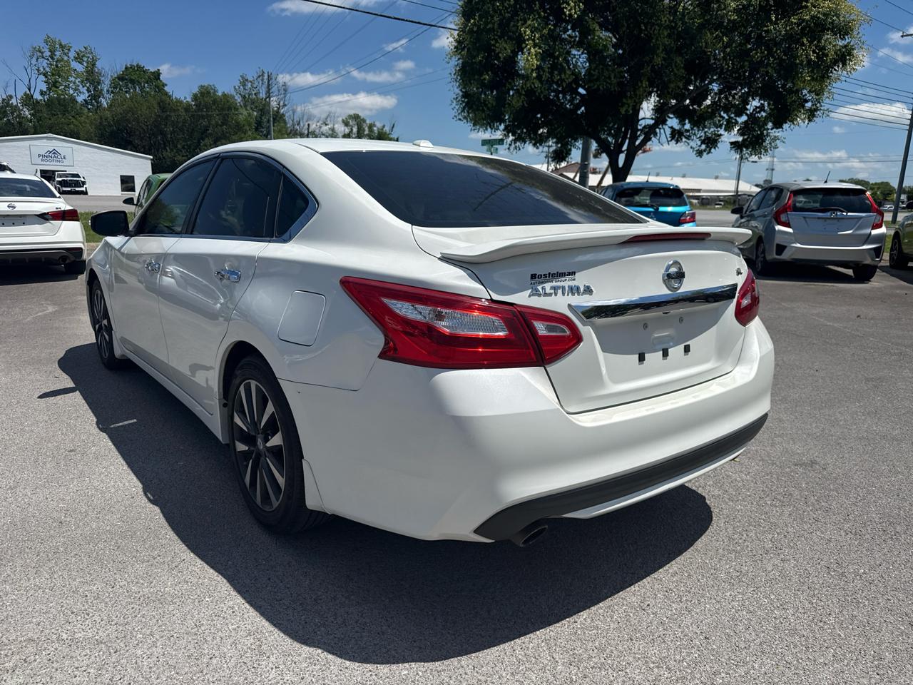 Nissan Altima 4dr Sdn I4 2.5 SL 2016