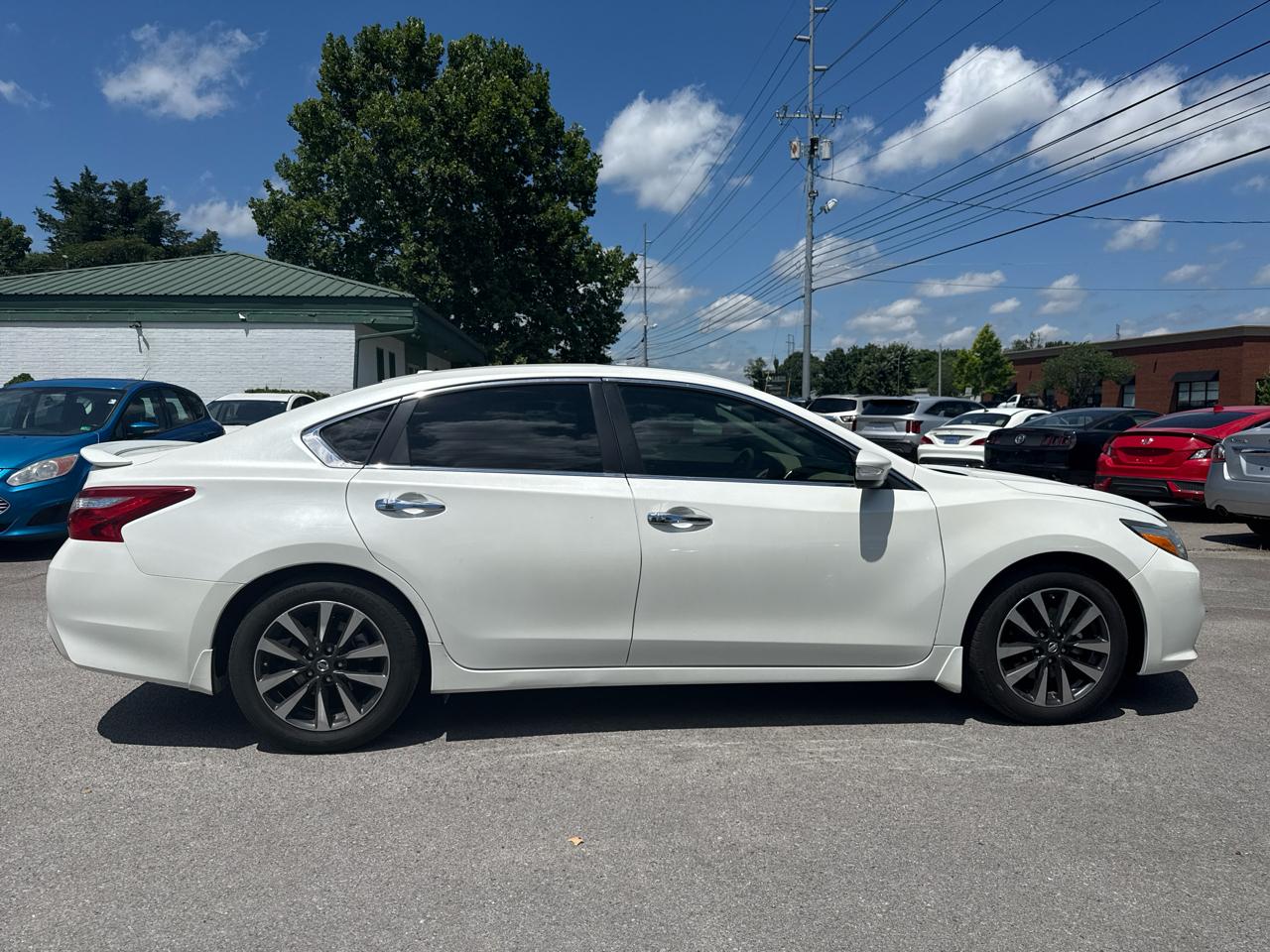 Nissan Altima 4dr Sdn I4 2.5 SL 2016