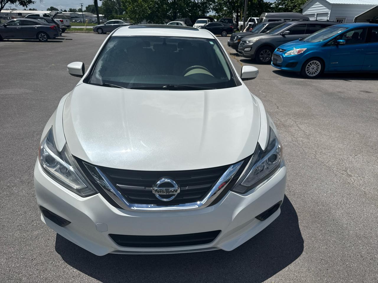 Nissan Altima 4dr Sdn I4 2.5 SL 2016
