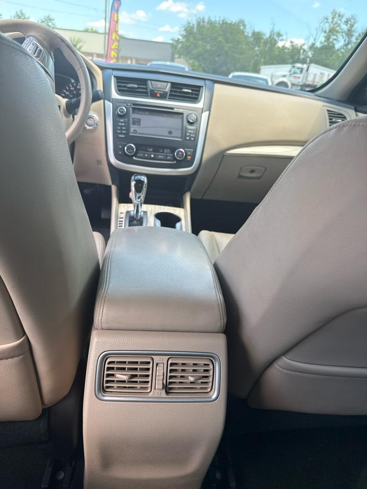 Nissan Altima 4dr Sdn I4 2.5 SL 2016