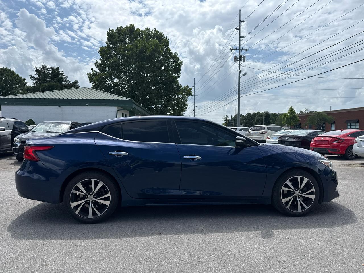 Nissan Maxima SV 3.5L 2018