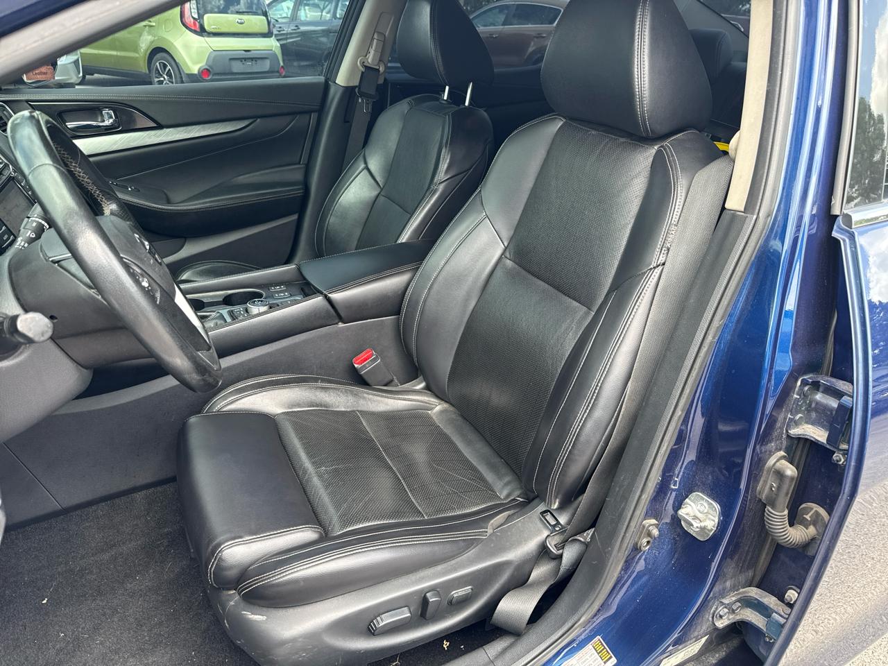 Nissan Maxima SV 3.5L 2018