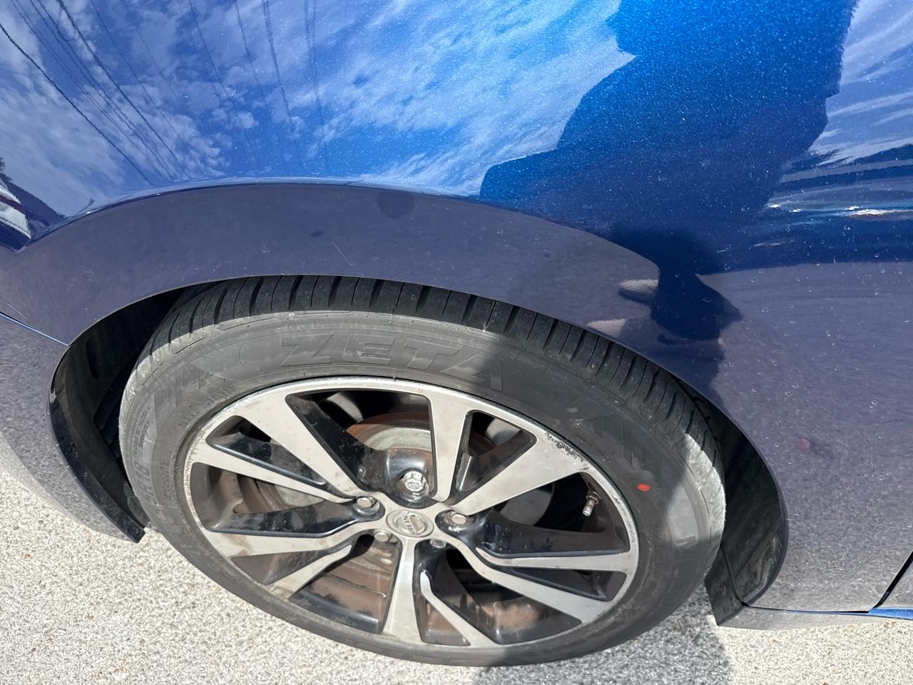 Nissan Maxima SV 3.5L 2018