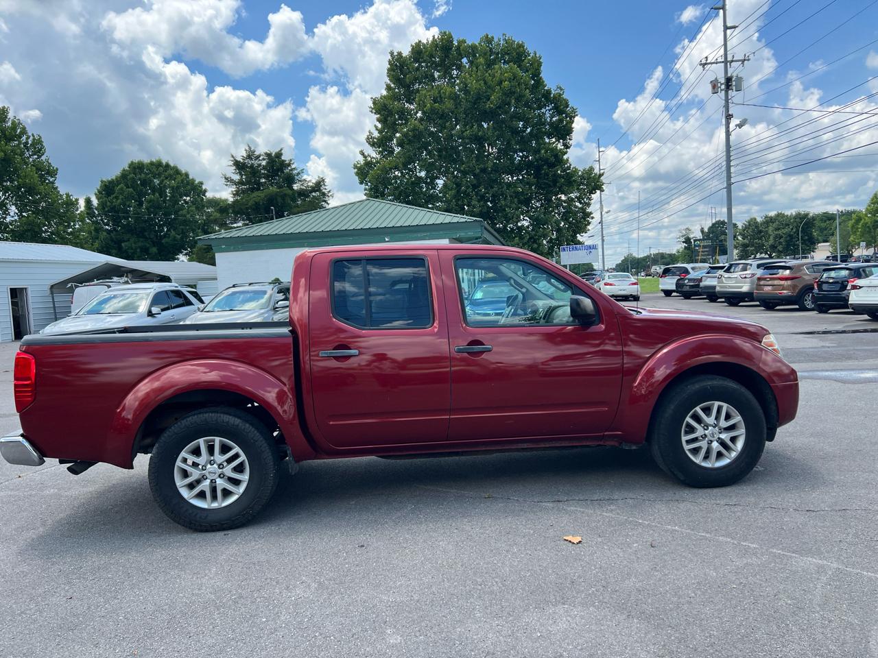 Nissan Frontier Crew Cab 4x2 SV V6 Auto 2017