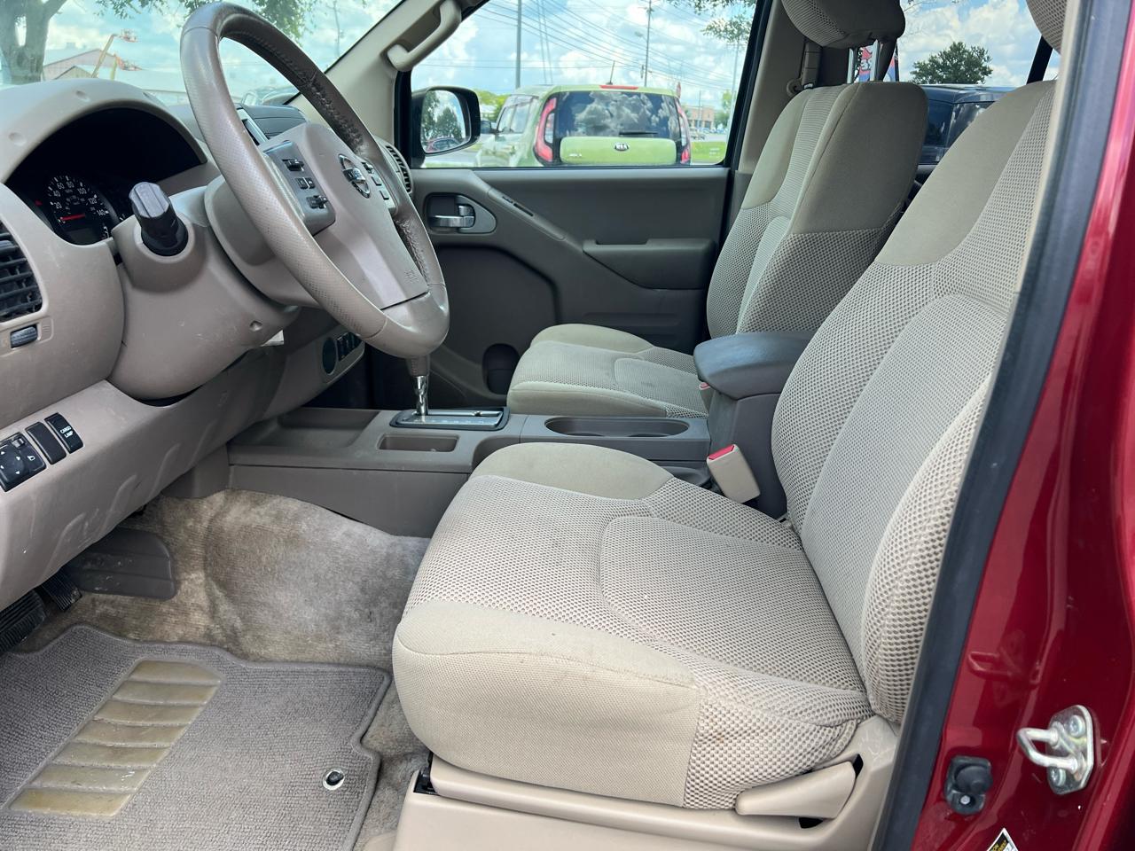Nissan Frontier Crew Cab 4x2 SV V6 Auto 2017