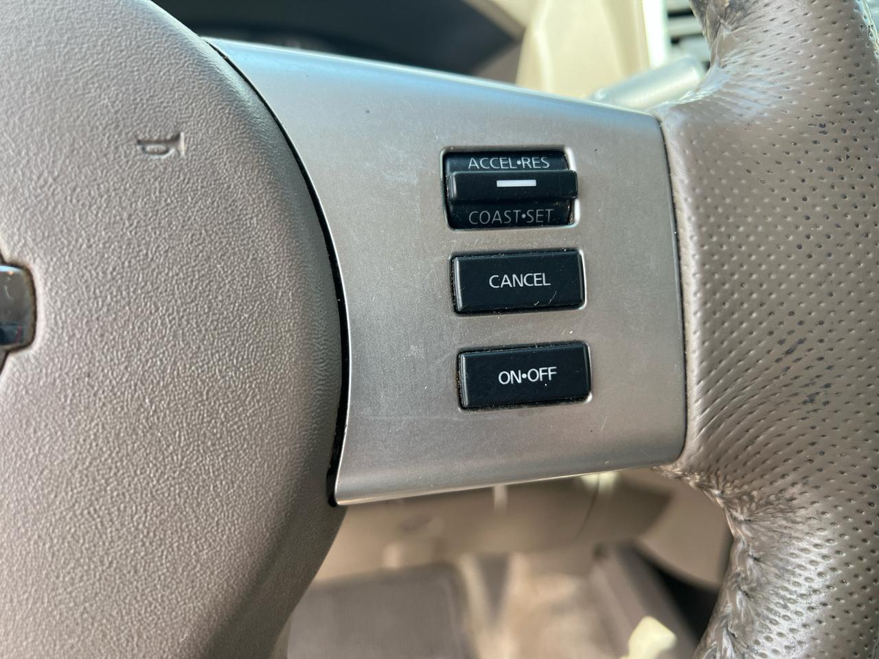 Nissan Frontier Crew Cab 4x2 SV V6 Auto 2017