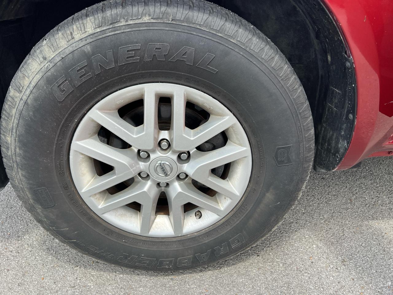 Nissan Frontier Crew Cab 4x2 SV V6 Auto 2017