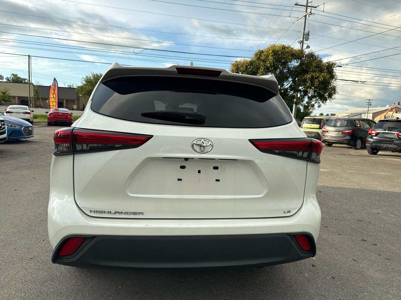 Toyota Highlander LE FWD (Natl) 2020