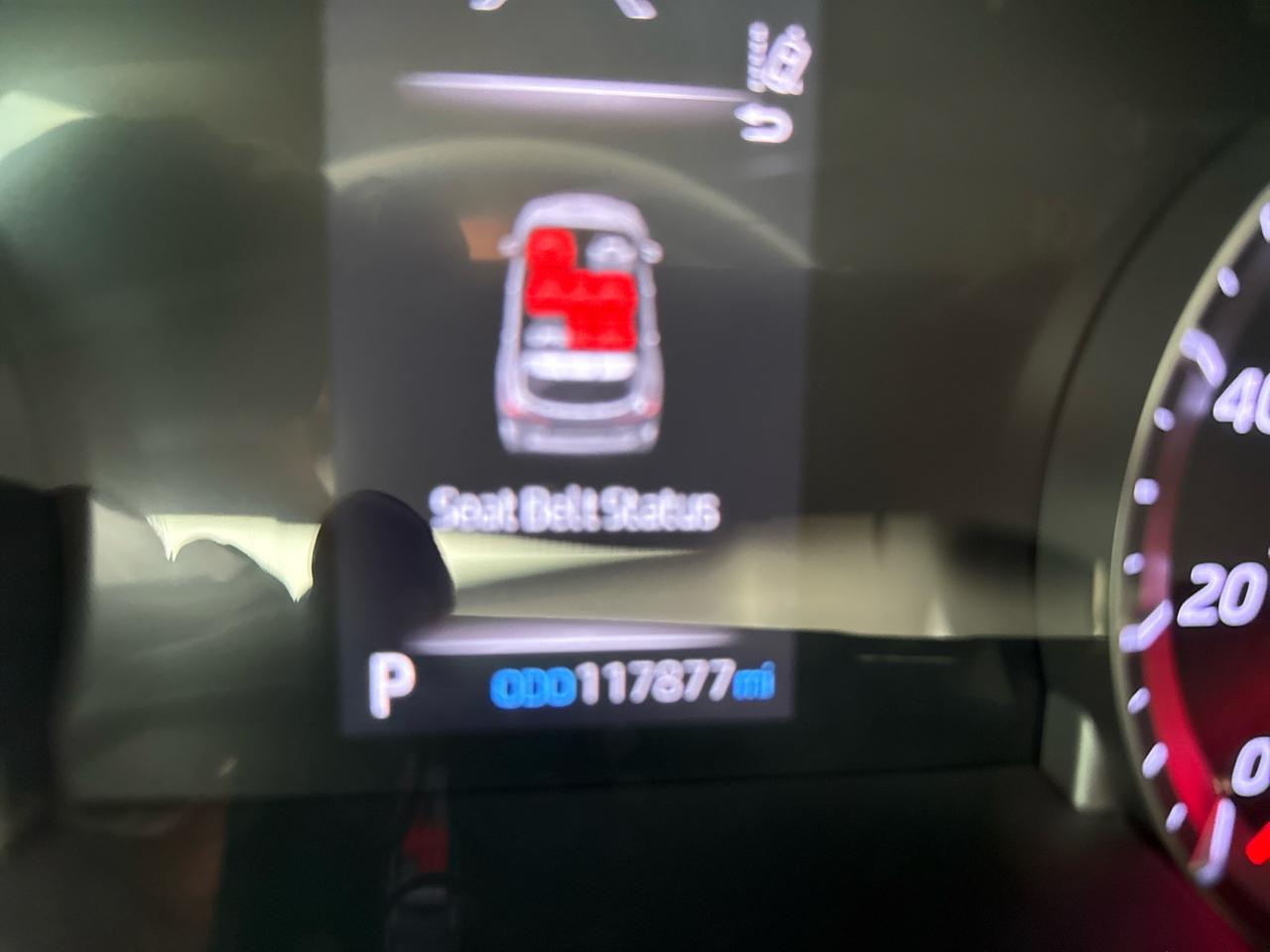 Toyota Highlander LE FWD (Natl) 2020