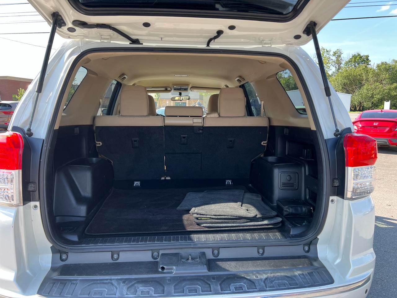 Toyota 4Runner RWD 4dr V6 Limited (Natl) 2013