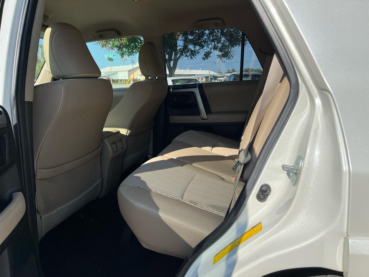 Toyota 4Runner RWD 4dr V6 Limited (Natl) 2013
