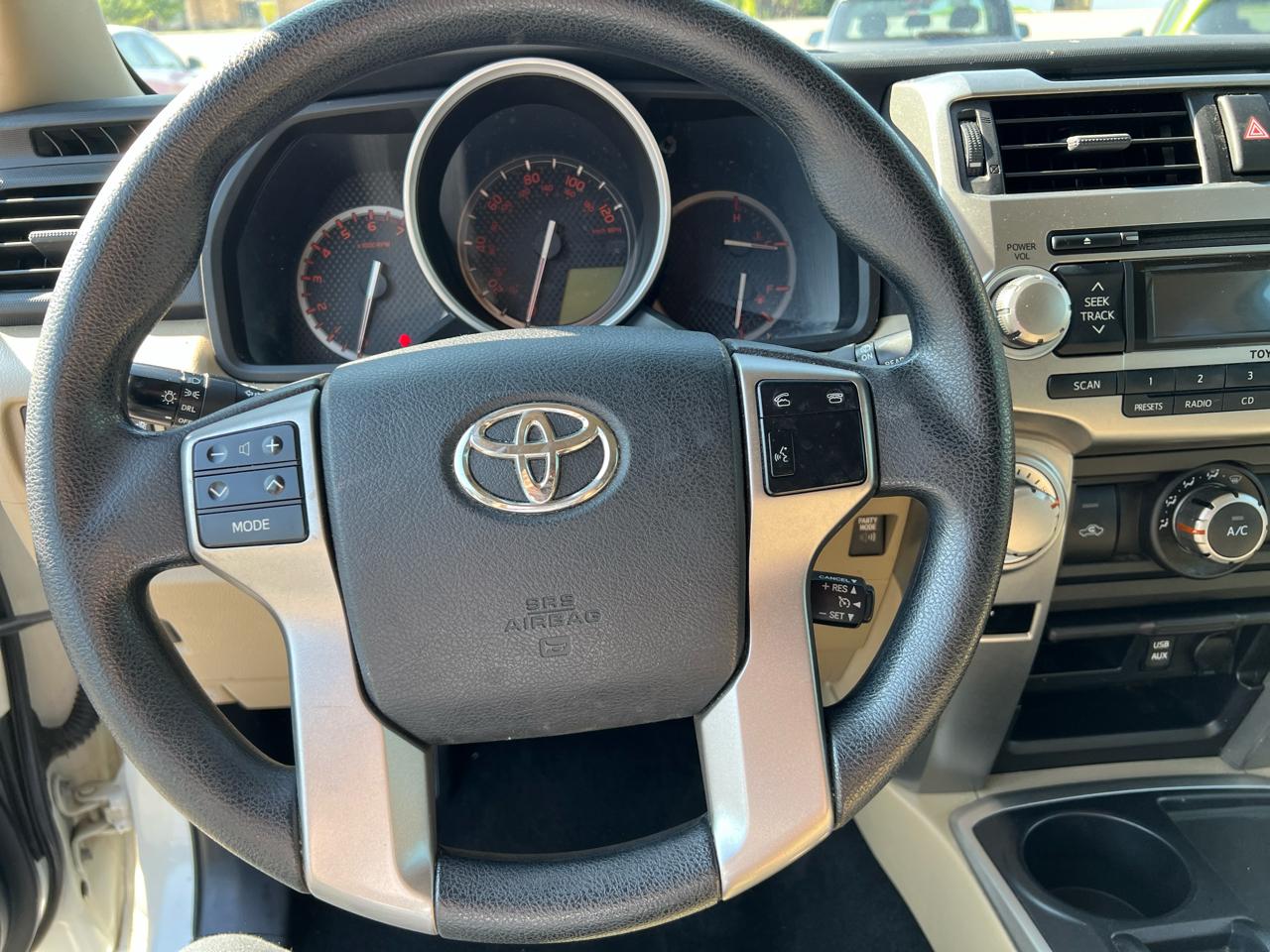 Toyota 4Runner RWD 4dr V6 Limited (Natl) 2013