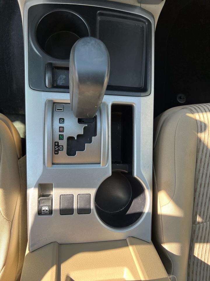 Toyota 4Runner RWD 4dr V6 Limited (Natl) 2013