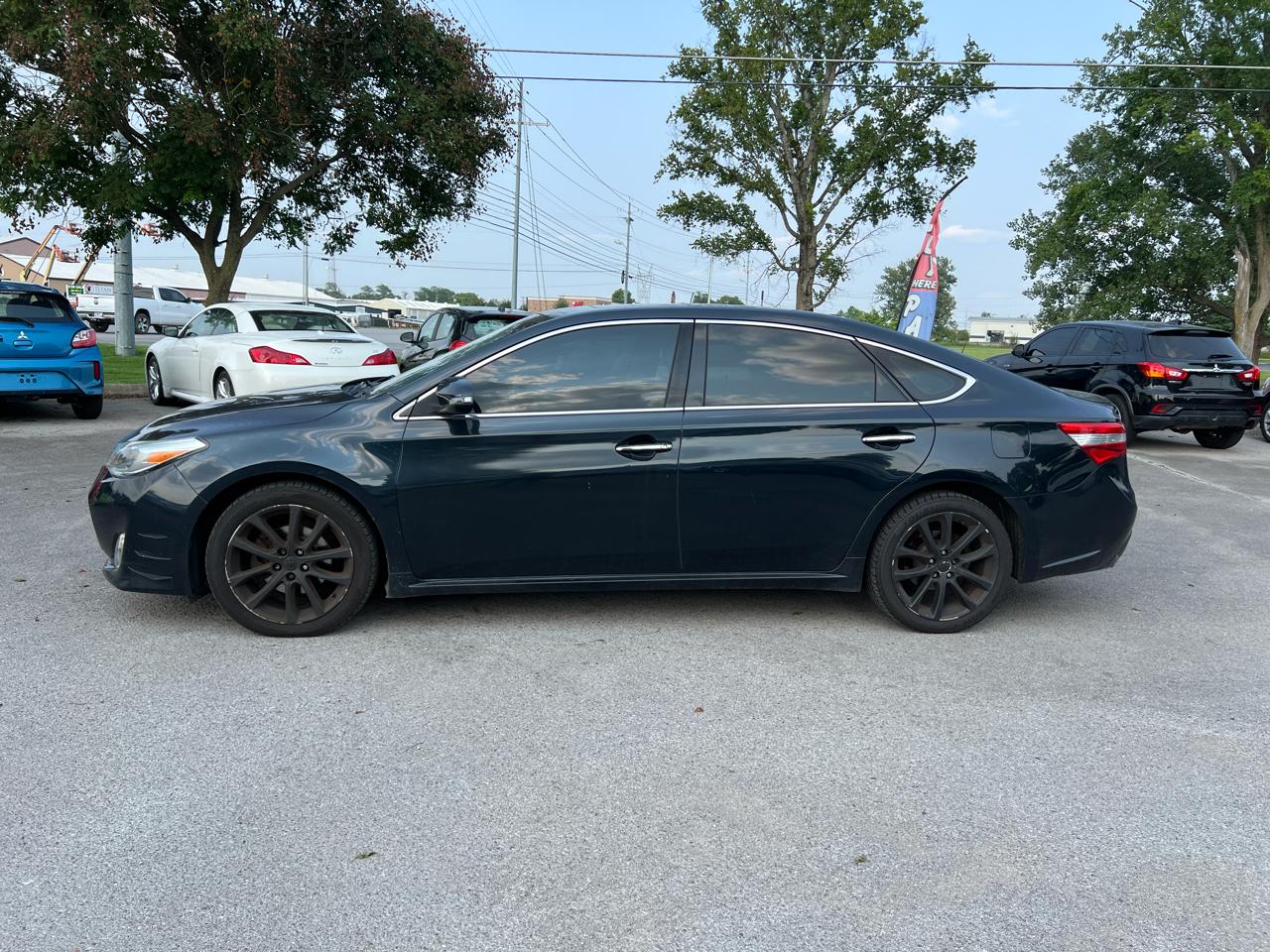 Toyota Avalon 4dr Sdn XLE Touring (Natl) 2015