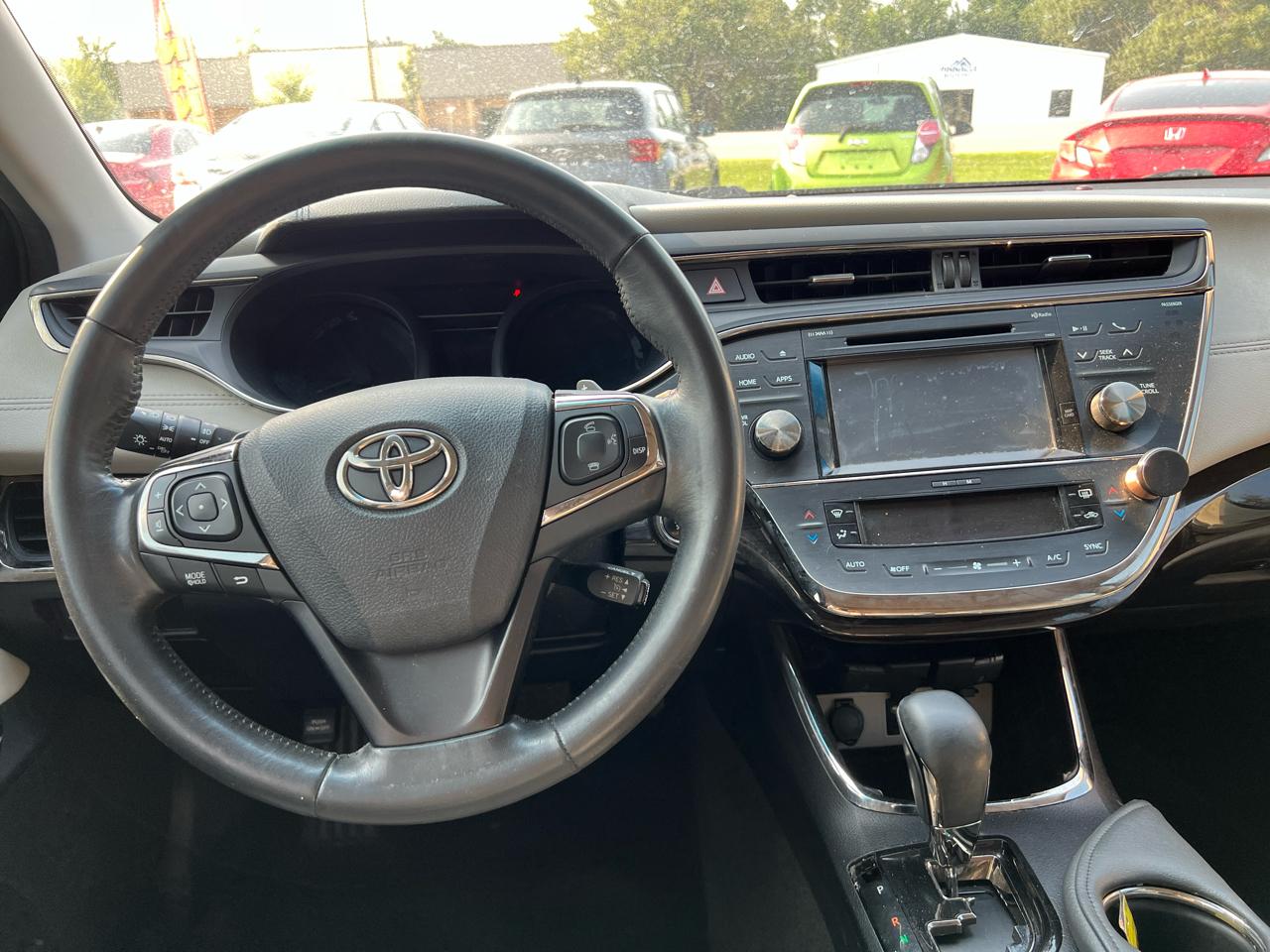 Toyota Avalon 4dr Sdn XLE Touring (Natl) 2015