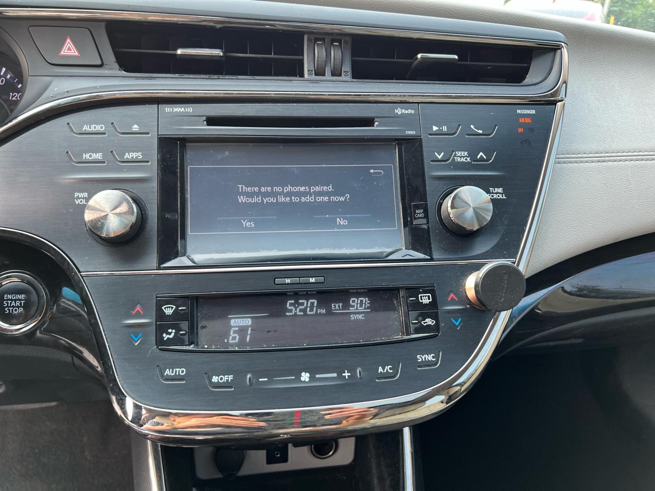 Toyota Avalon 4dr Sdn XLE Touring (Natl) 2015