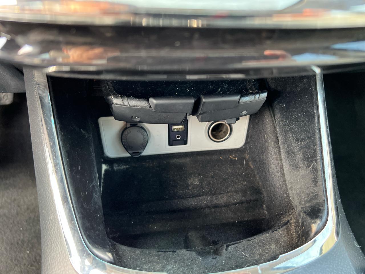 Toyota Avalon 4dr Sdn XLE Touring (Natl) 2015