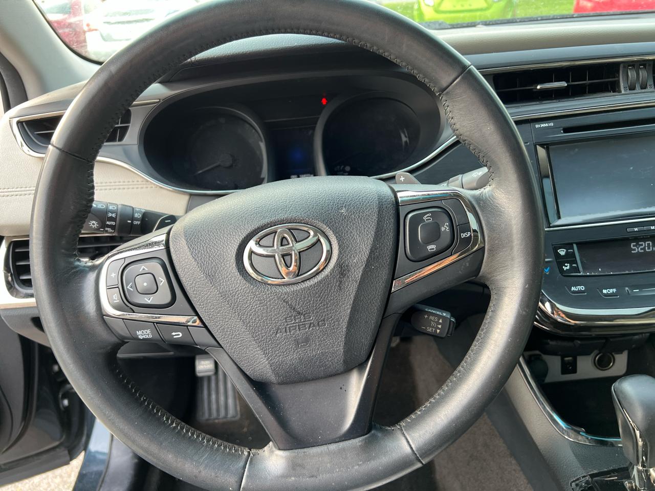 Toyota Avalon 4dr Sdn XLE Touring (Natl) 2015