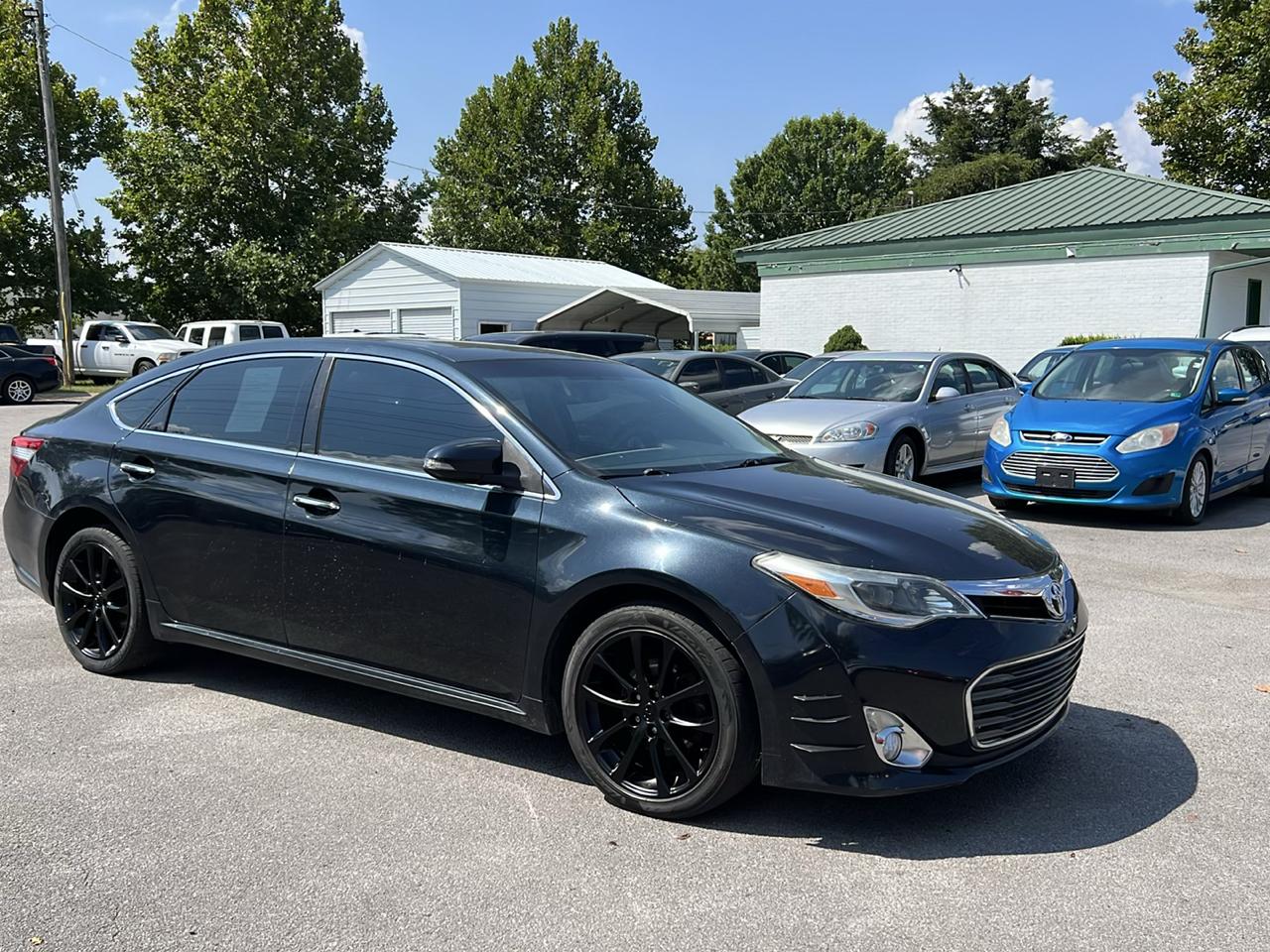 Toyota Avalon 4dr Sdn XLE Touring (Natl) 2015