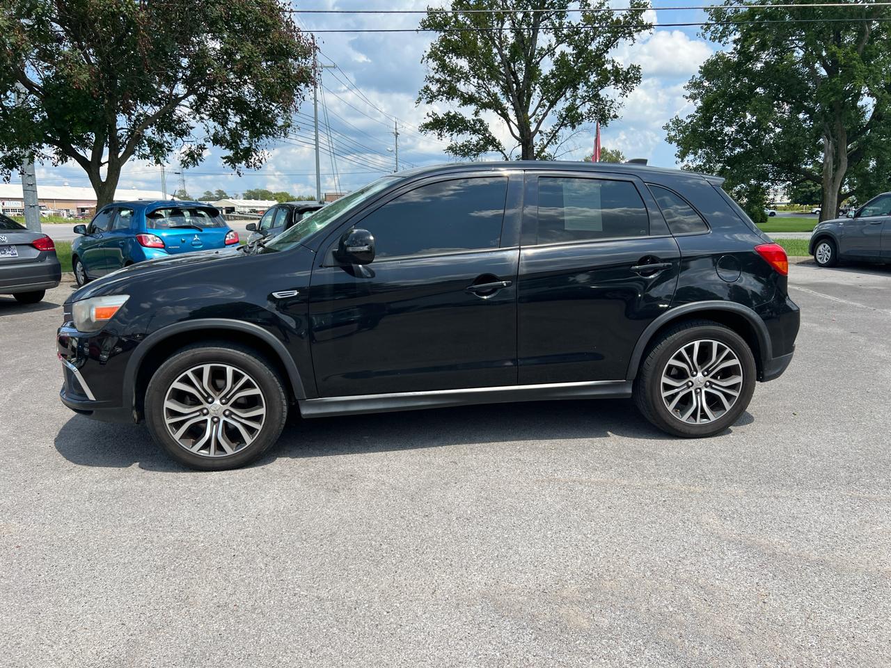 Mitsubishi Outlander Sport ES 2.0 CVT 2019