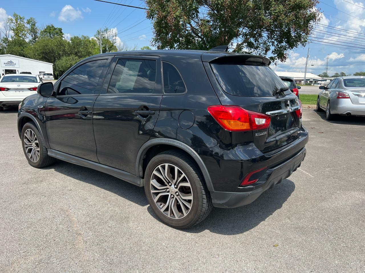 Mitsubishi Outlander Sport ES 2.0 CVT 2019