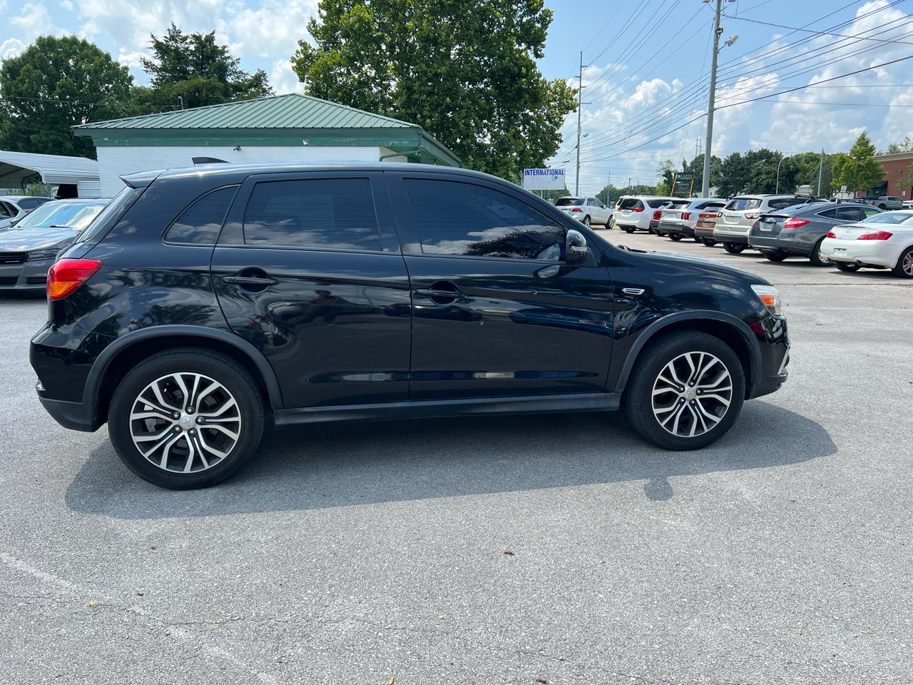Mitsubishi Outlander Sport ES 2.0 CVT 2019