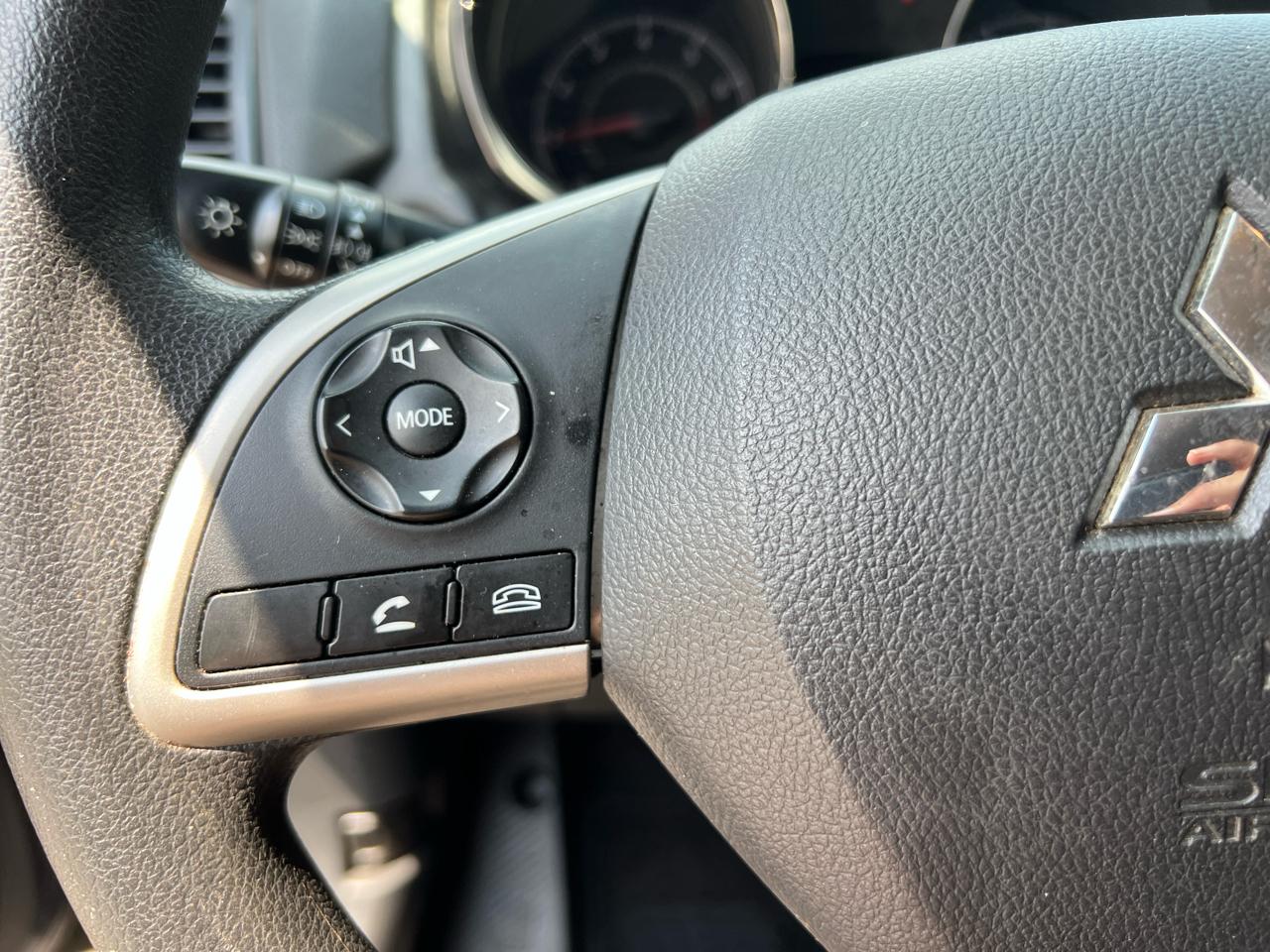 Mitsubishi Outlander Sport ES 2.0 CVT 2019