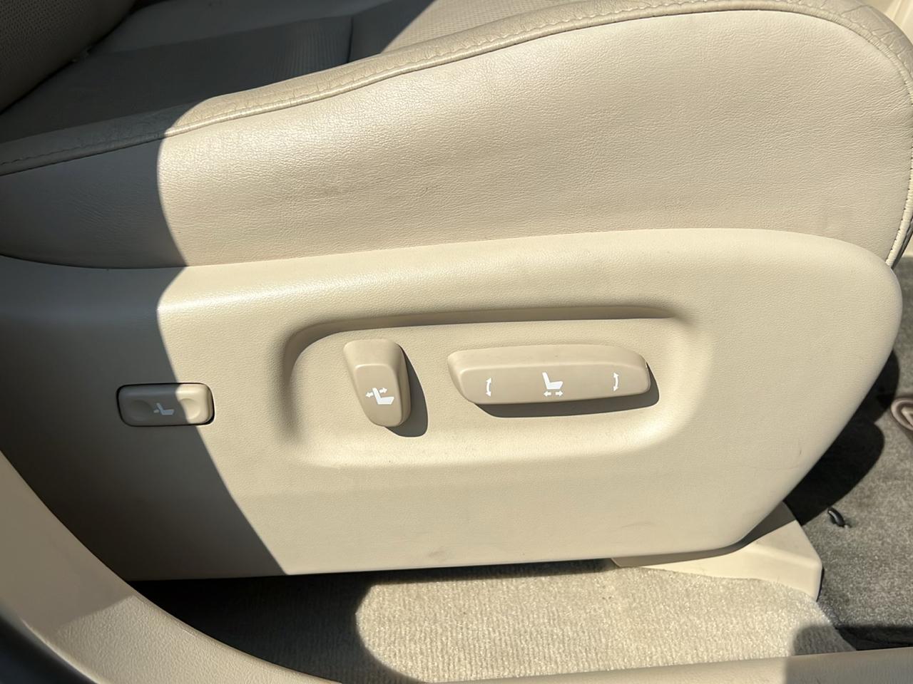 Lexus RX 350 FWD 4dr 2012