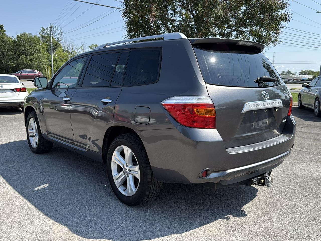 Toyota Highlander 4WD 4dr V6 Limited (Natl) 2010