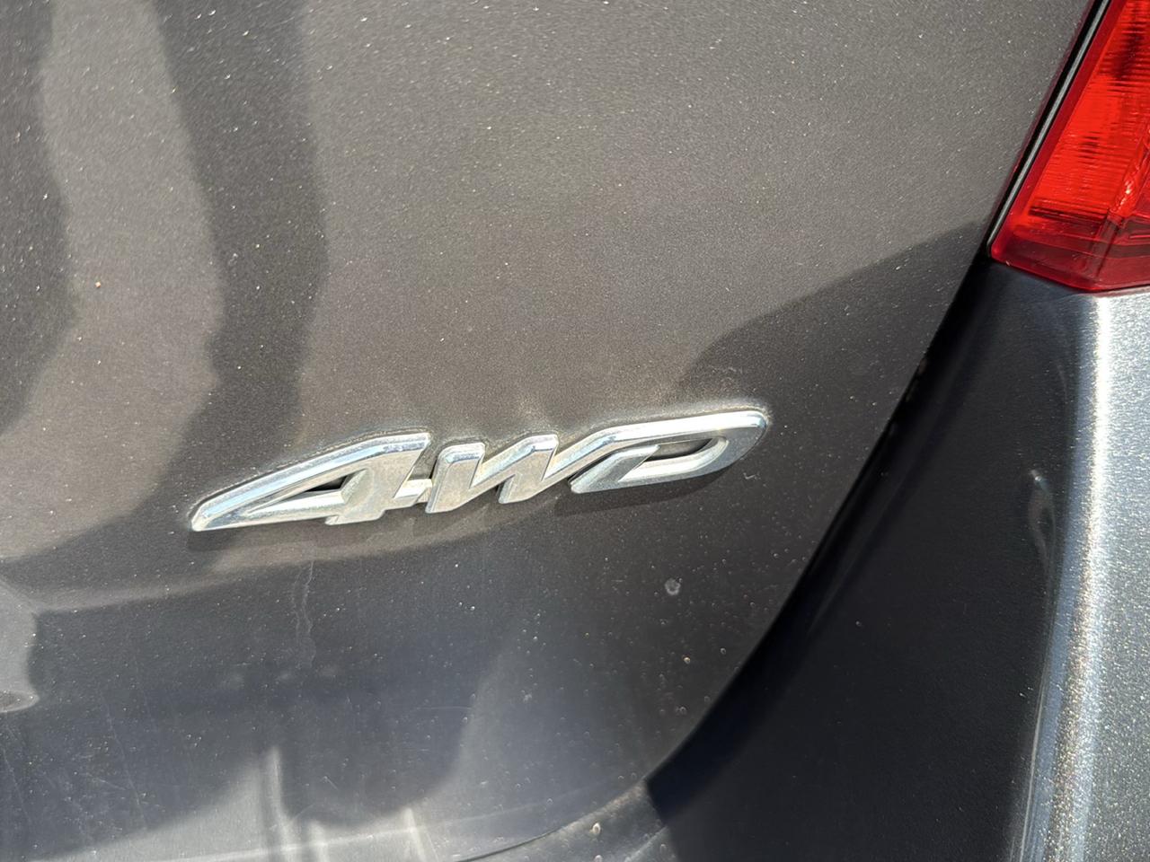 Toyota Highlander 4WD 4dr V6 Limited (Natl) 2010