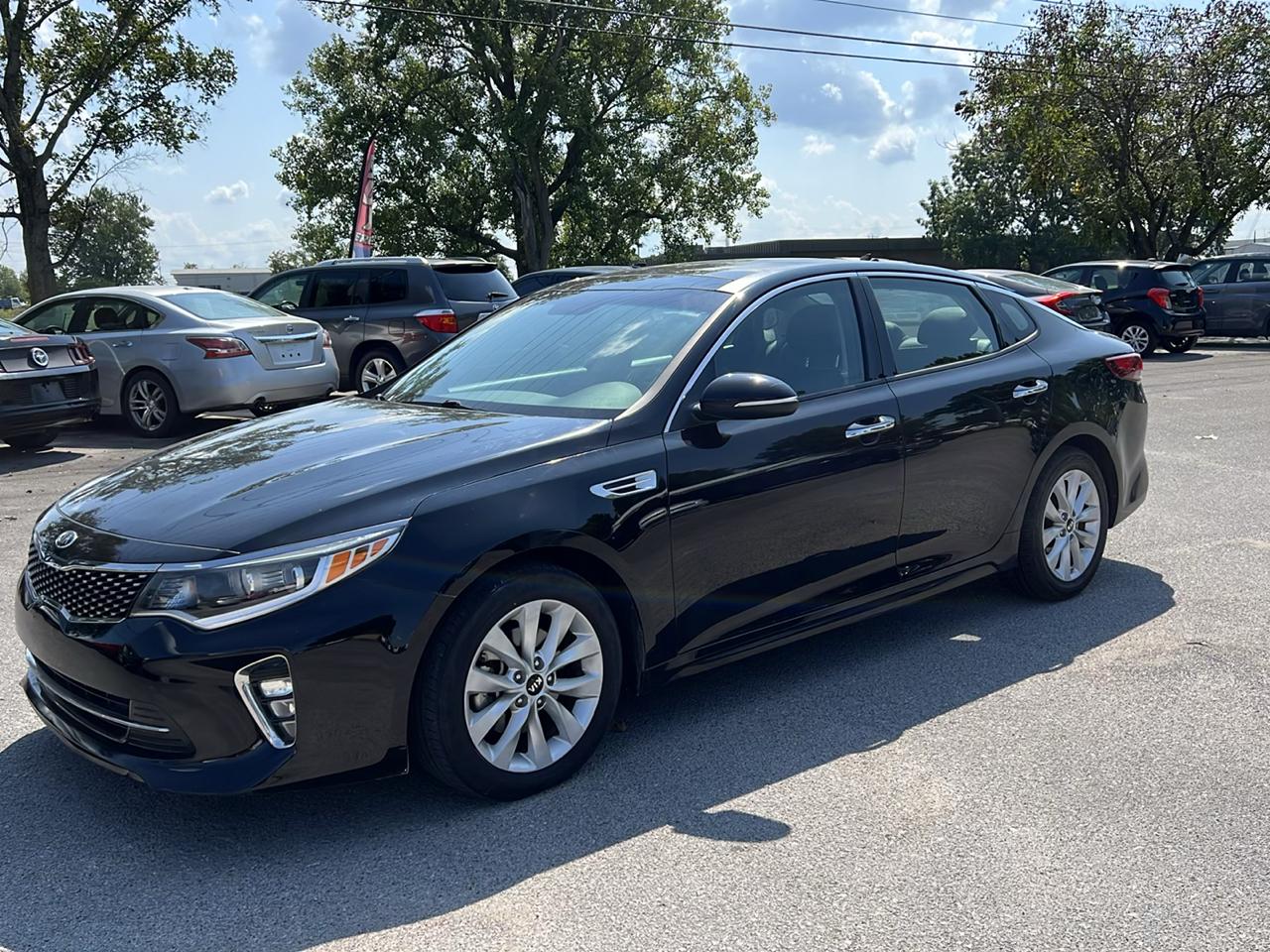 Kia Optima photo 2