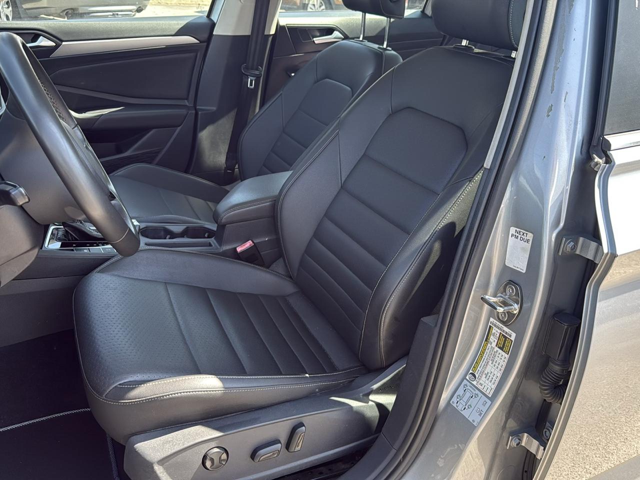 Volkswagen Jetta R-Line Auto 2021