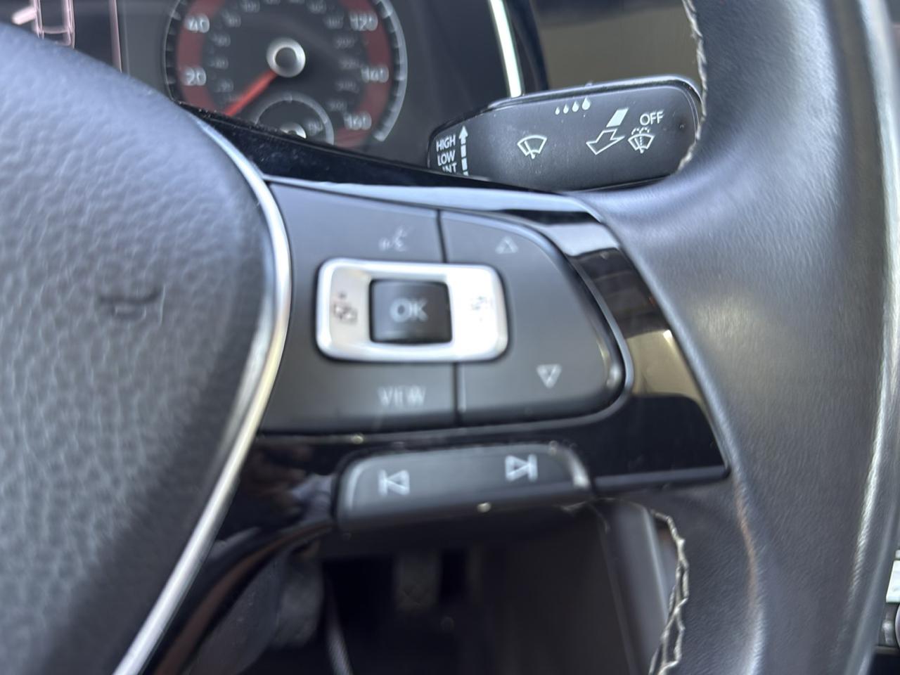 Volkswagen Jetta R-Line Auto 2021