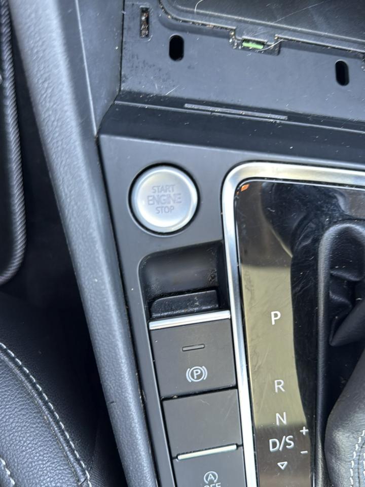 Volkswagen Jetta R-Line Auto 2021