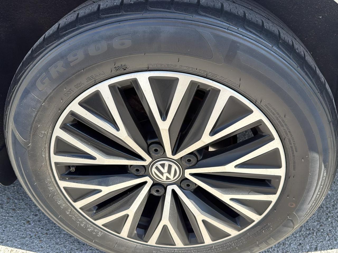 Volkswagen Jetta R-Line Auto 2021