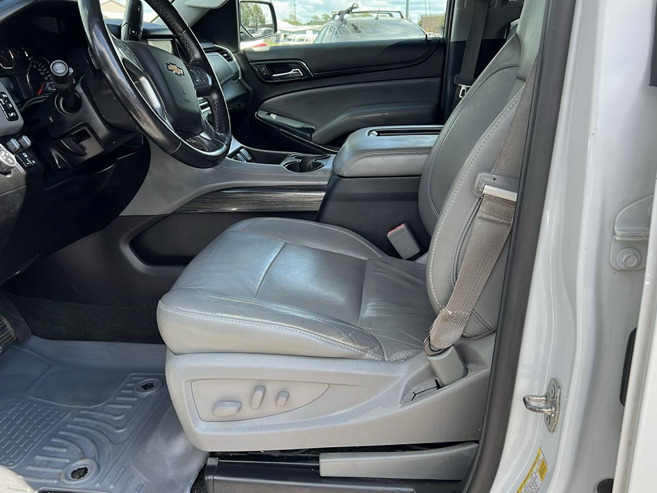 Chevrolet Tahoe 4WD 4dr LT 2015