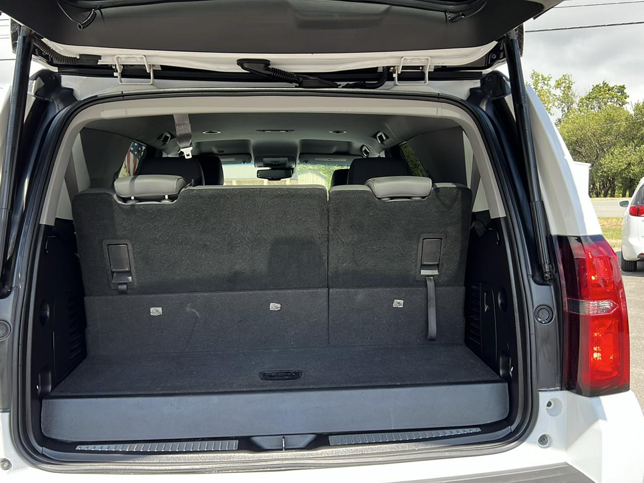 Chevrolet Tahoe 4WD 4dr LT 2015