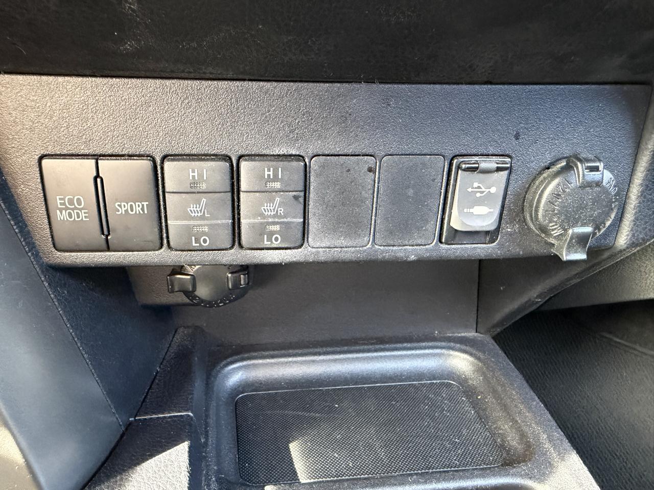 Toyota RAV4 photo 21
