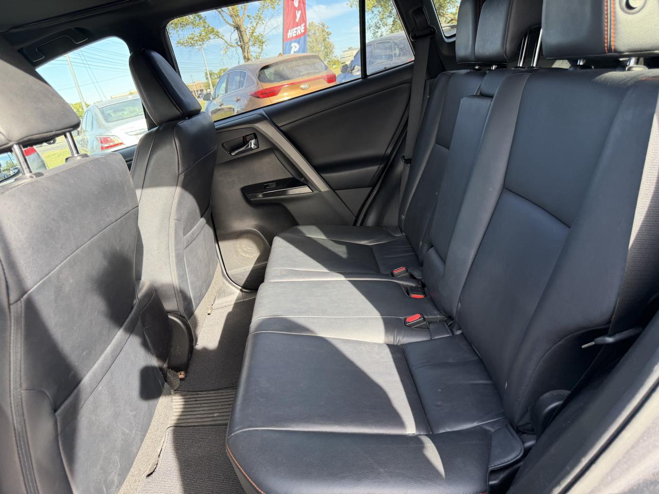 Toyota RAV4 photo 31