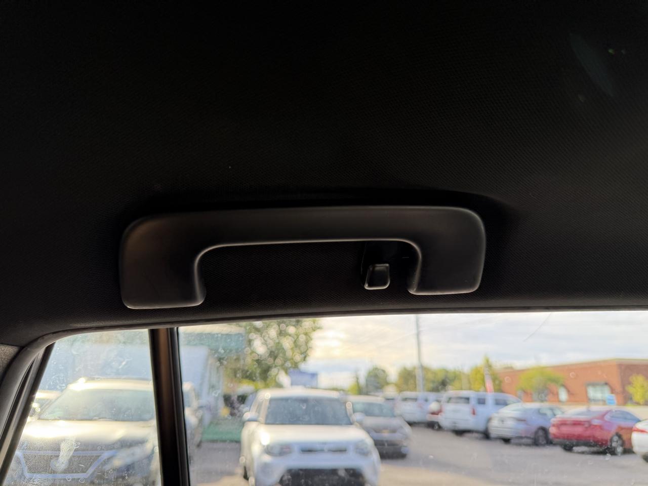 Toyota RAV4 photo 36