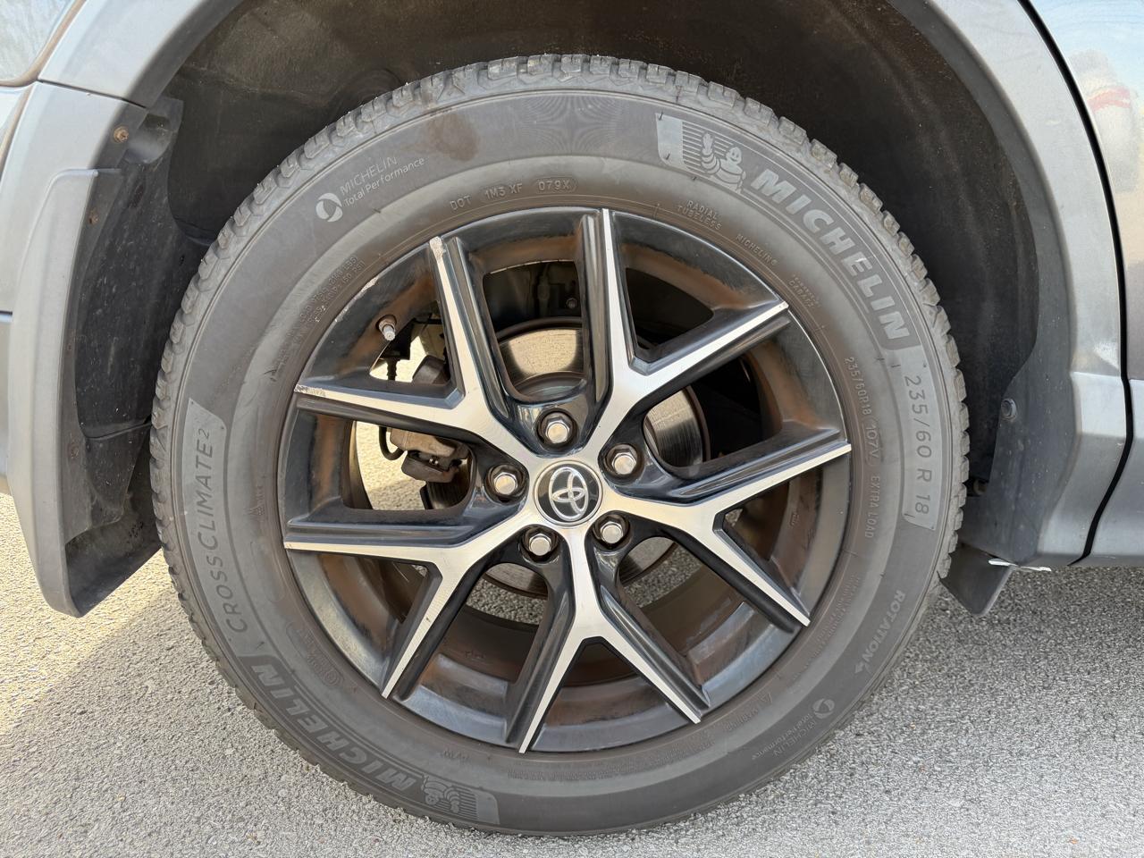 Toyota RAV4 photo 38