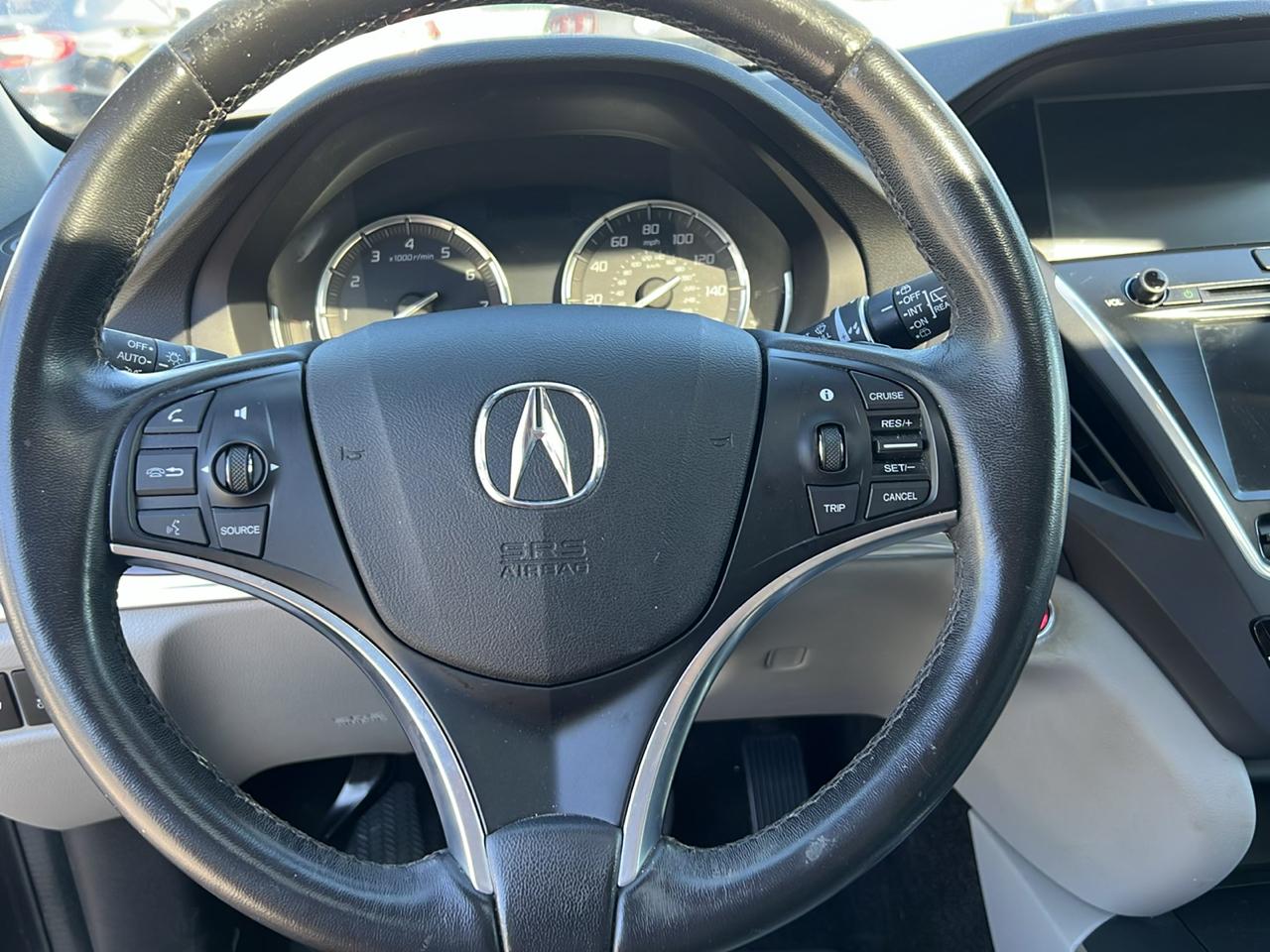 Acura MDX SH-AWD 4dr Tech Pkg 2015