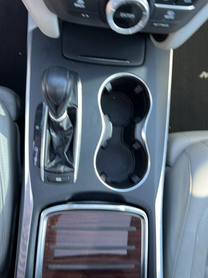 Acura MDX SH-AWD 4dr Tech Pkg 2015