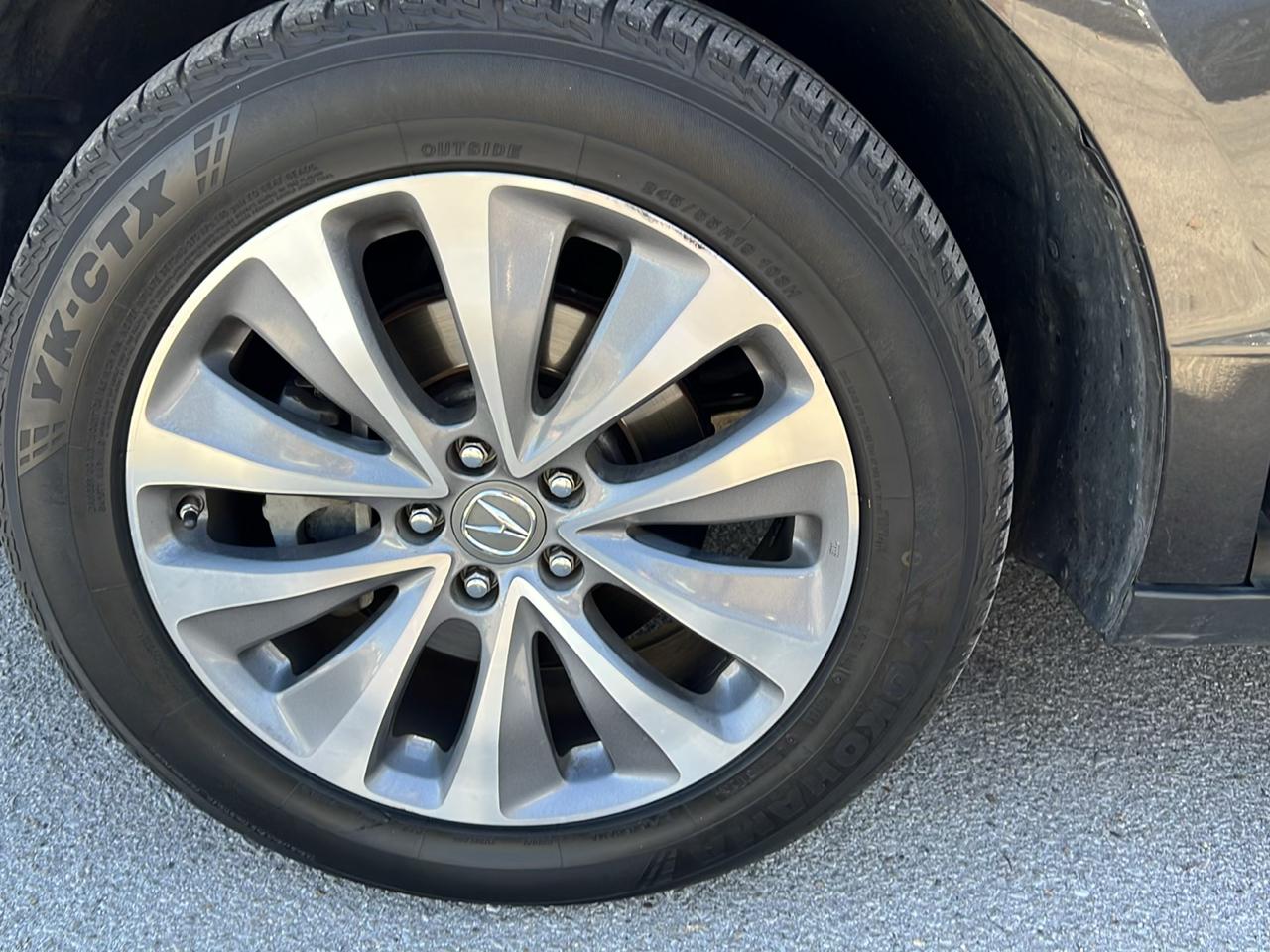 Acura MDX SH-AWD 4dr Tech Pkg 2015