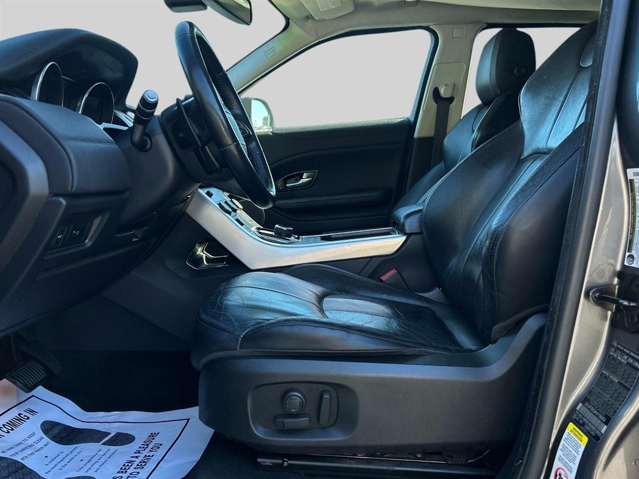 Land Rover Range Rover Evoque 5 Door SE 2017